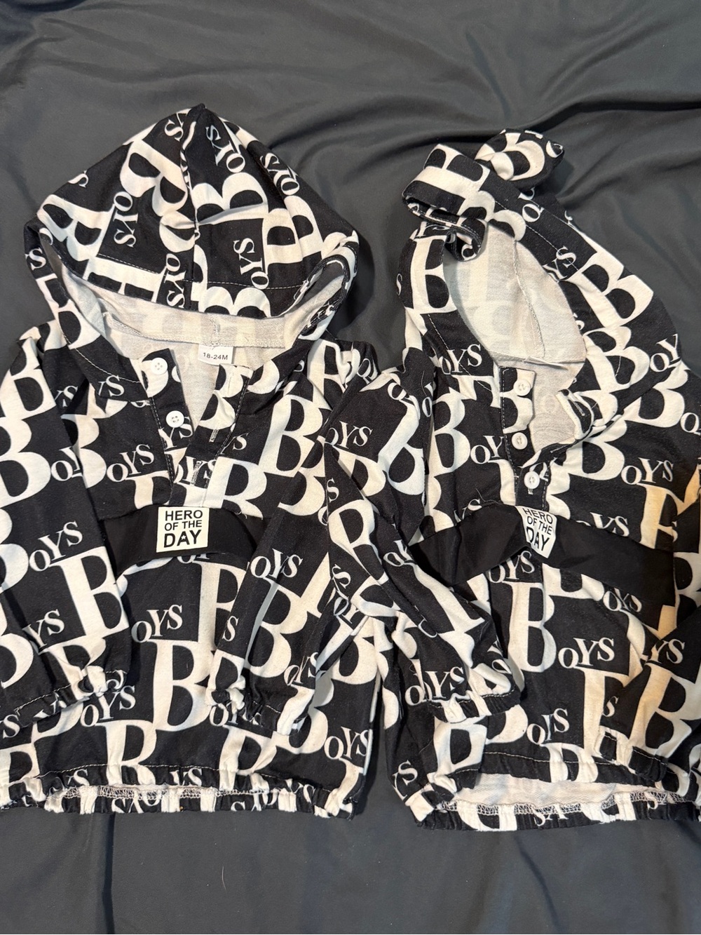 2 Amazon Black and White All-Over Logo Kids Hoodie